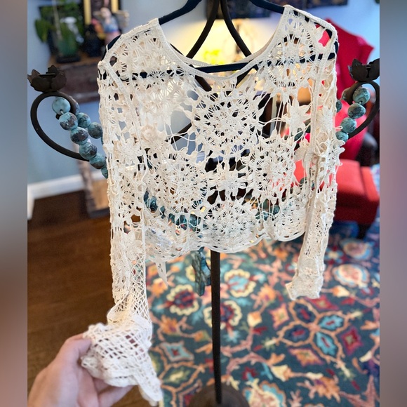 Bohemian Crotched Lace Top - Picture 3 of 10